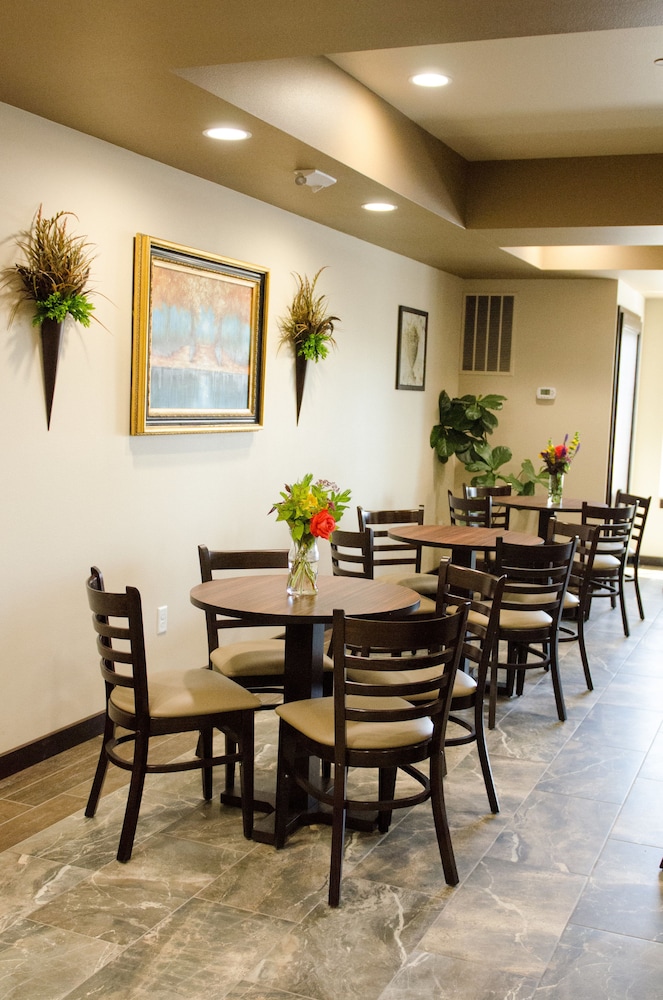 Inn At Moses Lake - photo 46