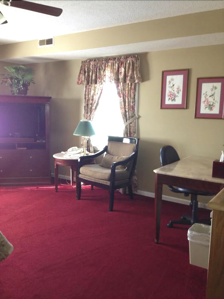 Four Seasons Country Inn - photo 17