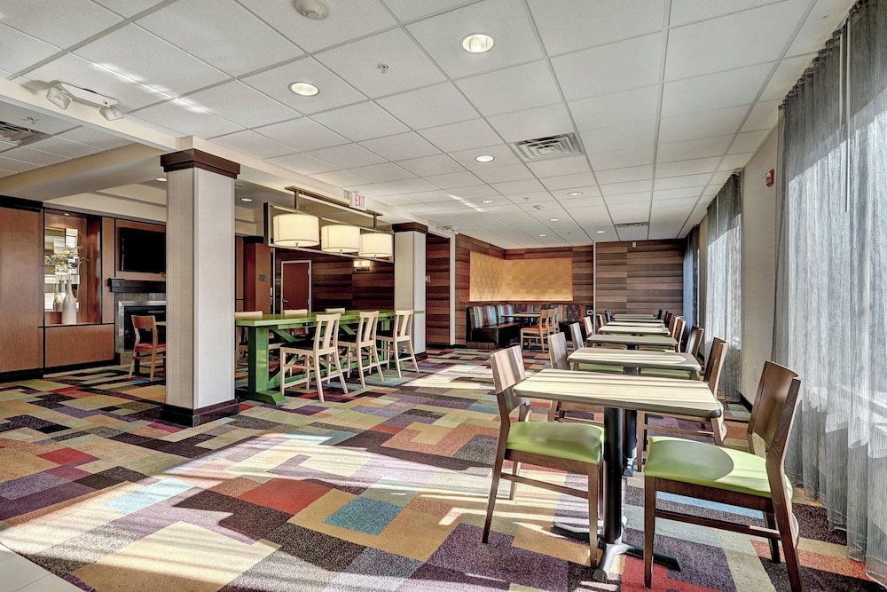 Fairfield Inn & Suites by Marriott Edison South Plainfield - photo 35