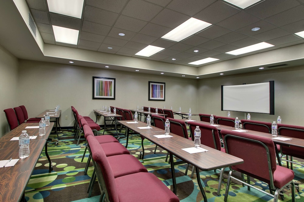 Hampton Inn DuBois - photo 40