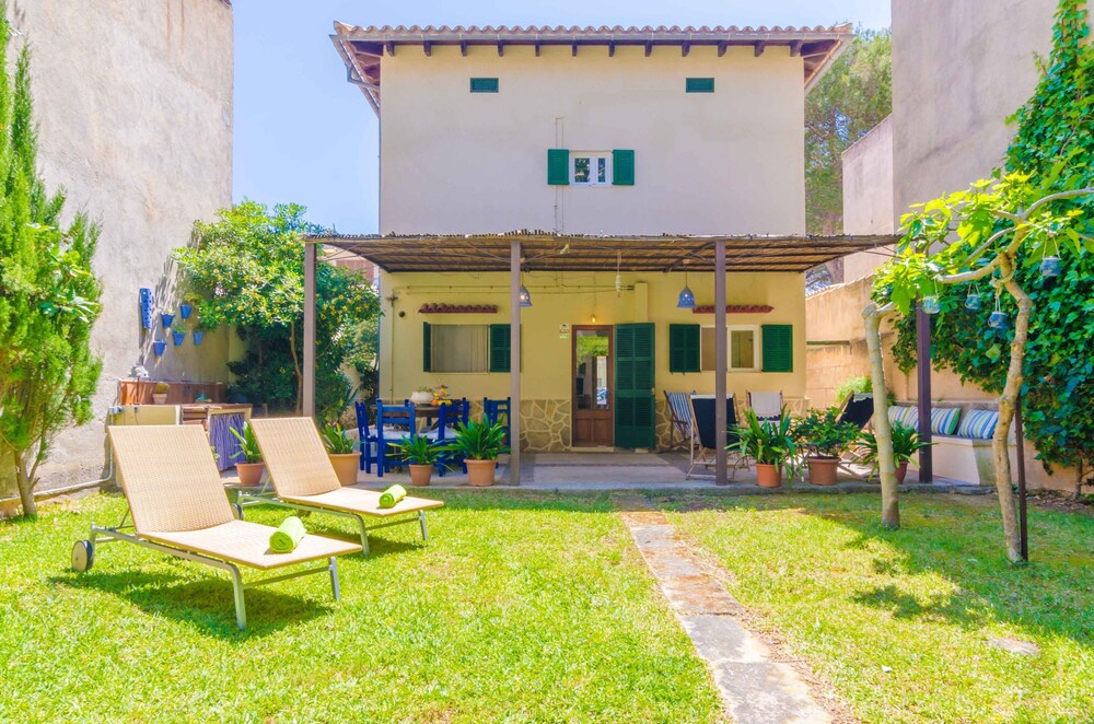 Penya in Manacor, Spain