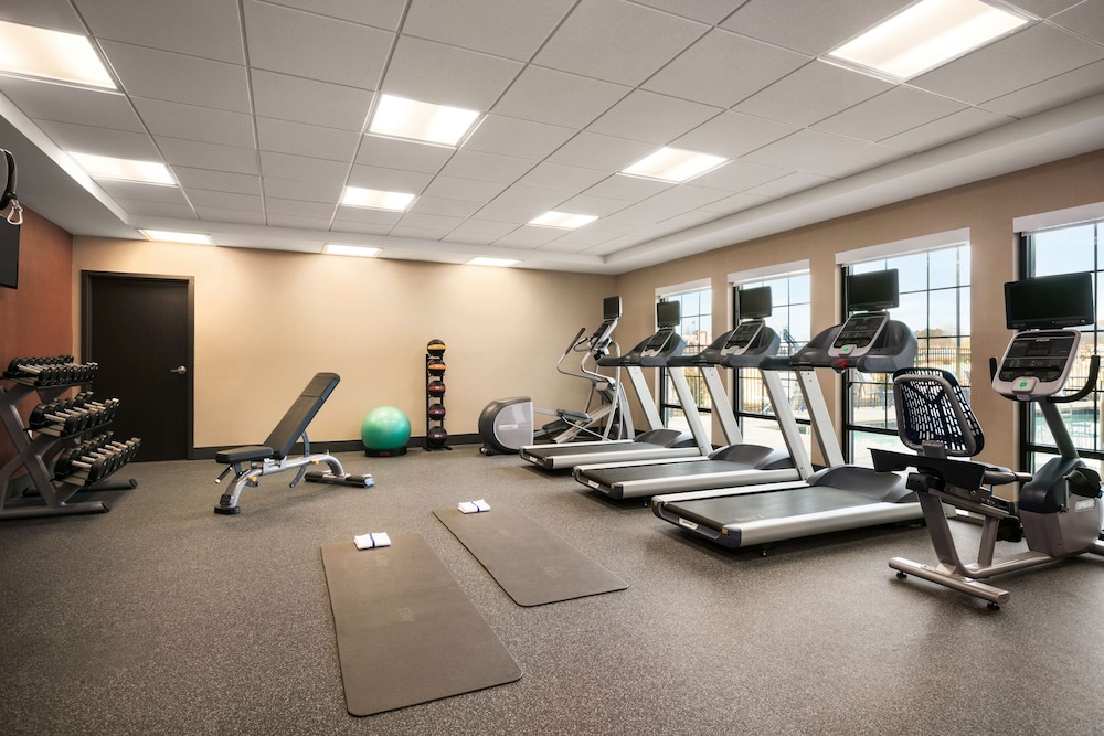 Hampton Inn Kernersville - photo 24