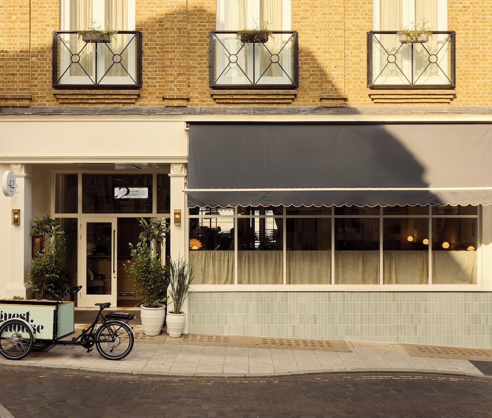 No.42 by GuestHouse Margate — 4-Star Luxury Hotel in Margate, United Kingdom