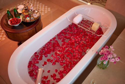 Kingford Hotel - last minute hotel in Jiaxing