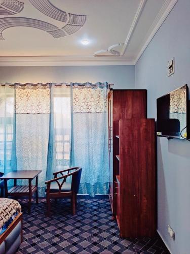 The Aastana - carbon neutral hotel in Srinagar