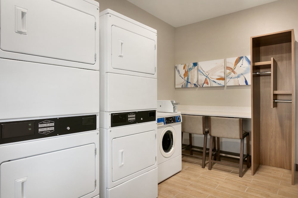 Candlewood Suites Fayetteville Fort Bragg by IHG - photo 36