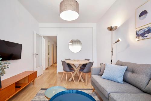 Fisa Rentals Aribau — 4-Star Luxury Hotel in Barcelona, Spain