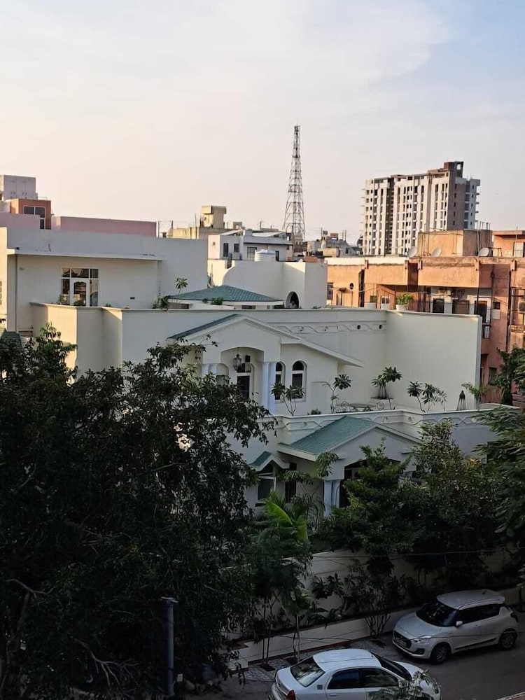 Laalee - carbon neutral hotel in Jaipur