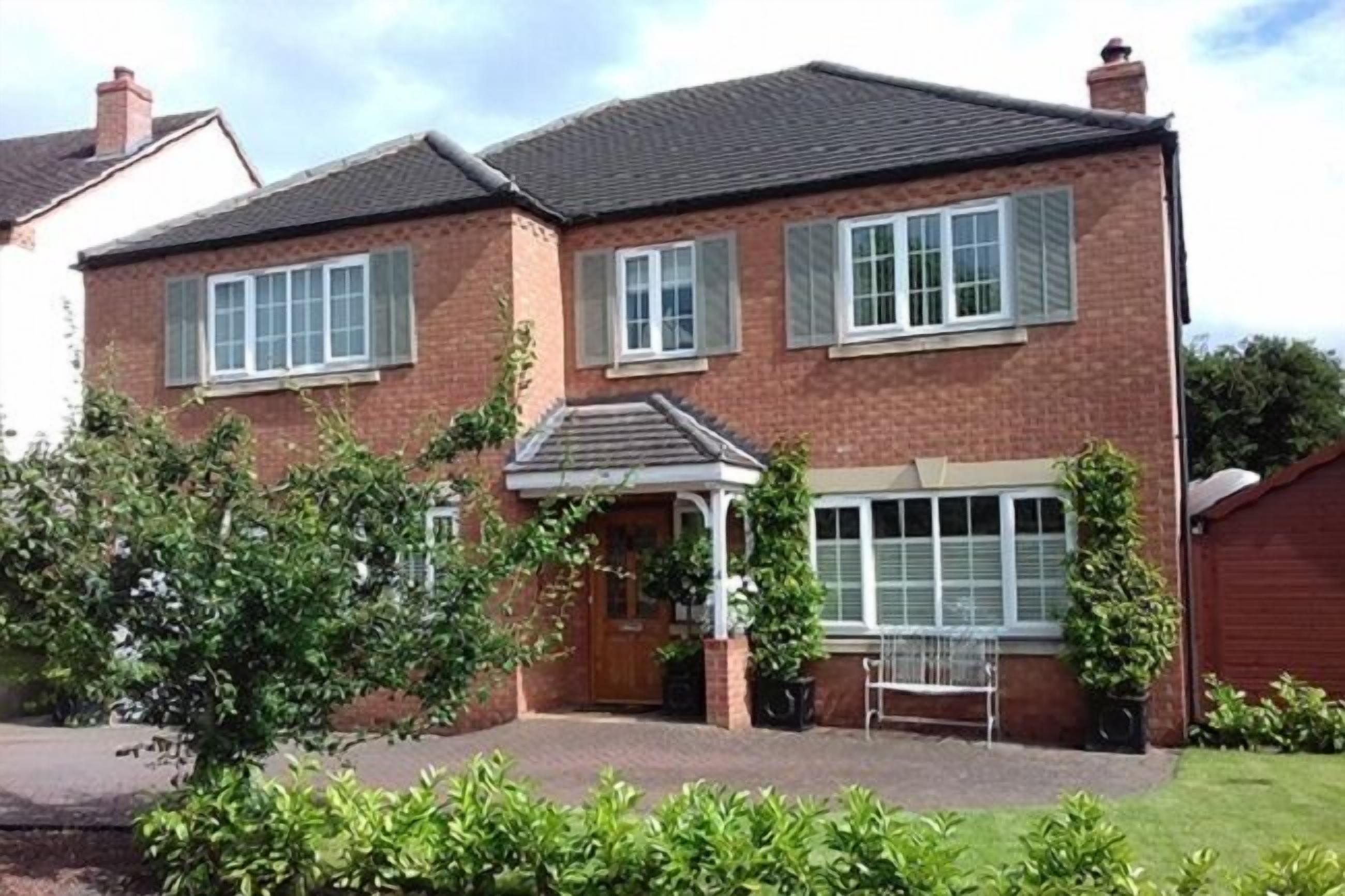 Harlequin B&B Ledbury — 4-Star Luxury Hotel in Ledbury, United Kingdom