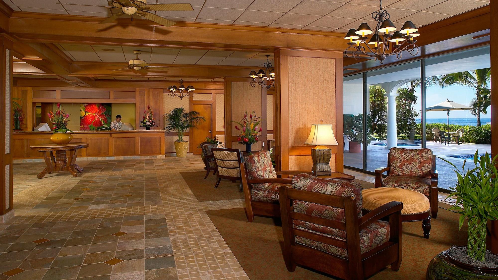 Lahaina Shores Beach Resort — Lahaina