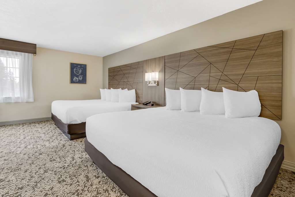 Best Western Plus Grand Manor Inn - photo 28