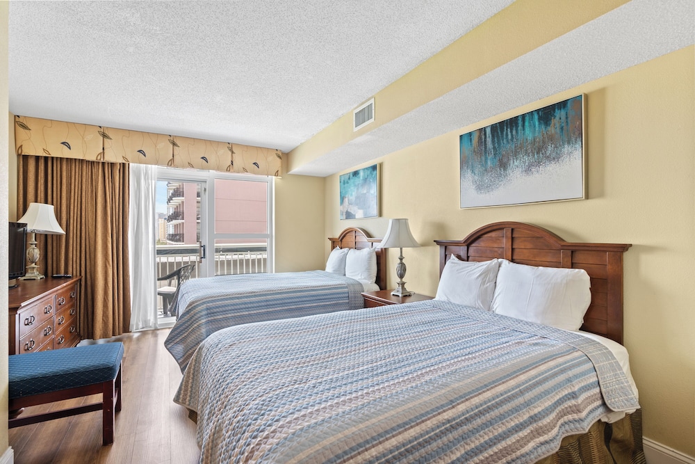 Units at Carolinian Beach Resort by Elliott Beach Rentals - photo 5