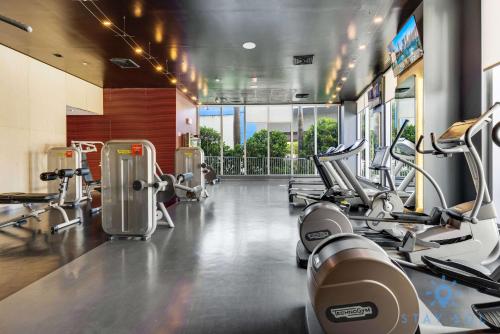 Amazing Studio Spectacular Amenities Near Beach - photo 20
