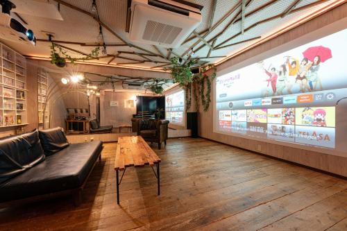 Grand Piano & Shinjuku 5min walk from station — 4-Star Luxury Hotel in Tokyo, Japan