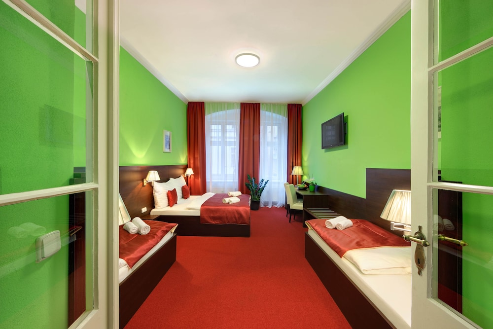 Martin Hotel Prague - last minute hotel in Prague