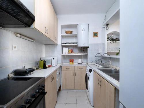 Apartment Jany Two Bedroom Apartment with City View