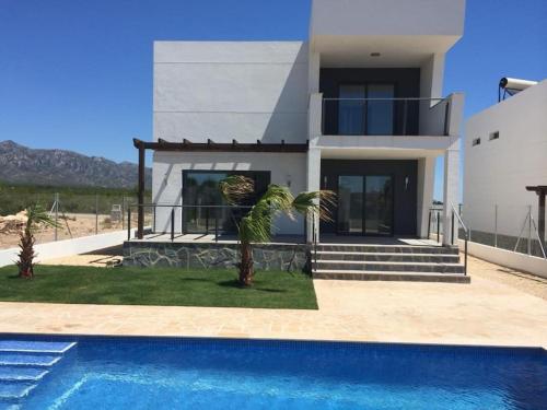 Villa Claudie — 4-Star Luxury Hotel in L'ametlla De Mar, Spain