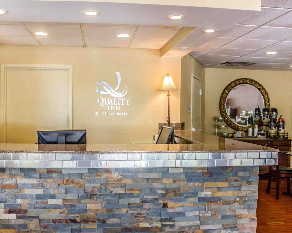 Quality Inn Waterbury East - photo 11