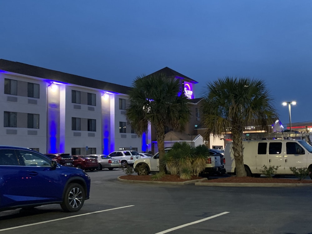 Days Inn by Wyndham McDonough - photo 89