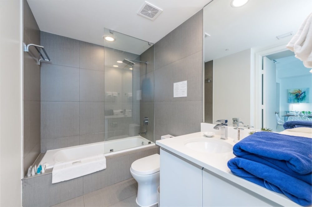 Churchill Suites Monte Carlo Miami Beach - photo 120