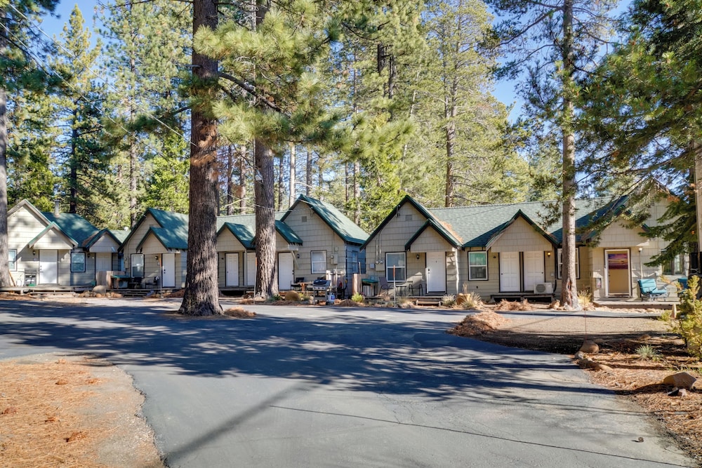 Spa & Beach Access: Resort Condo in Tahoe Vista - photo 22