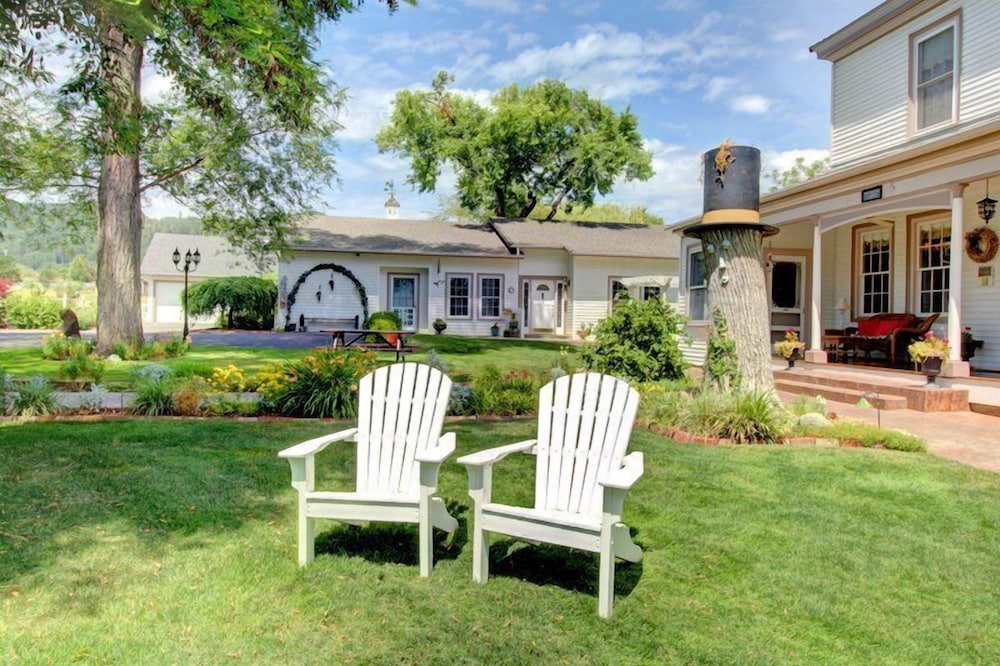 Bybee's Historic Inn - photo 29