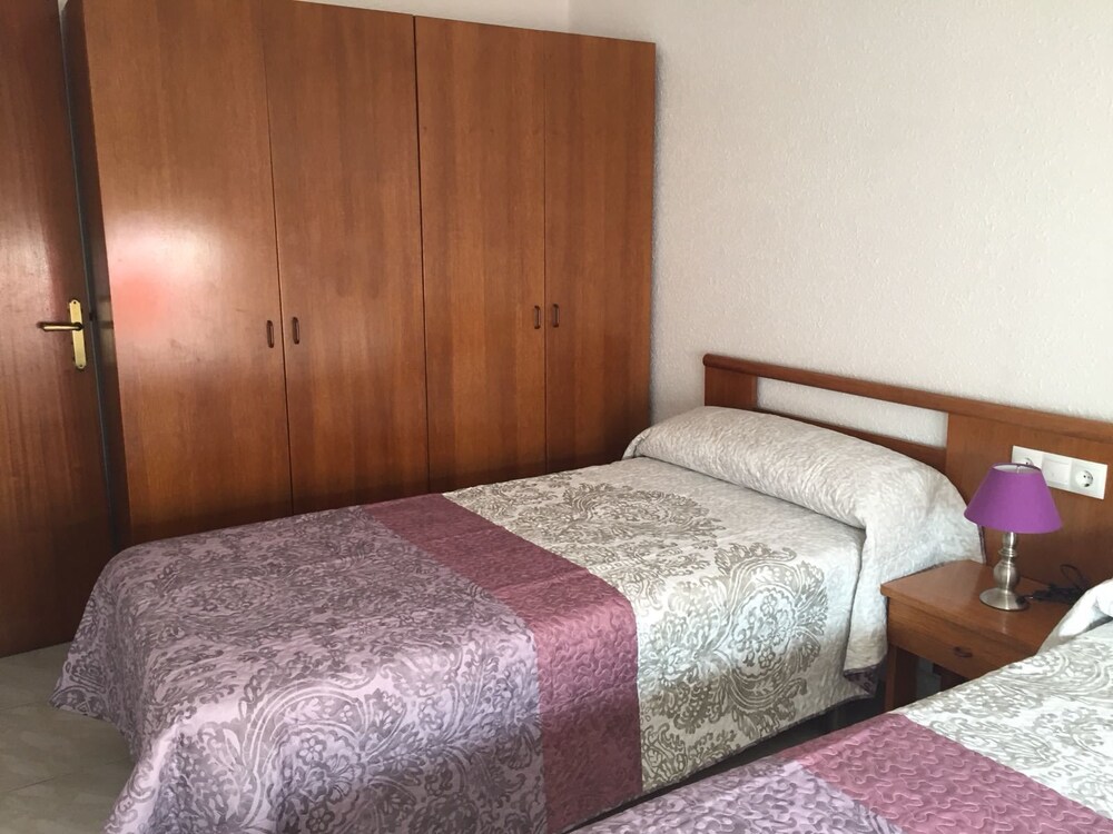 Hotel Meve Mar in Entrambasaguas, Spain