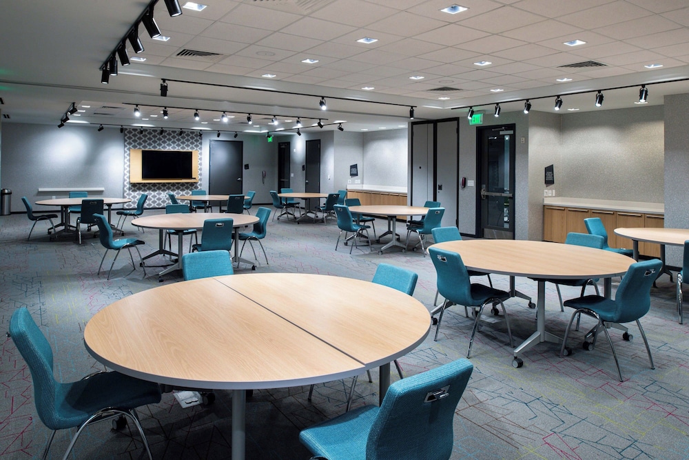 Aloft Charlotte Airport - photo 46