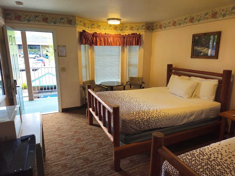 Sweet Breeze Inn - photo 7