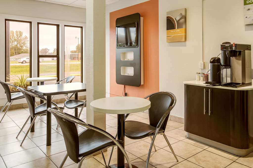 Motel 6 Albert Lea MN - photo 18