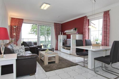 Haus Windrose Windrose Appartement 9 — 4-Star Luxury Hotel in Scharbeutz, Germany