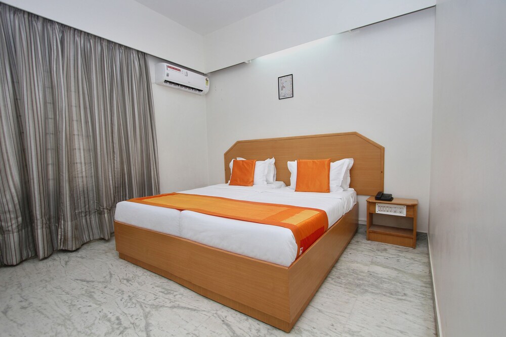 Oyo 5345 Hotel Sai Rennaissance
