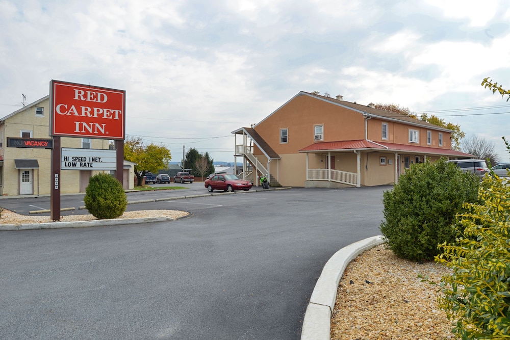 Red Carpet Inn Ronks in Lancaster, United States