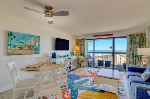 Condo Comfort Ocean Views Await — 4-Star Luxury Hotel in Myrtle Beach, United States