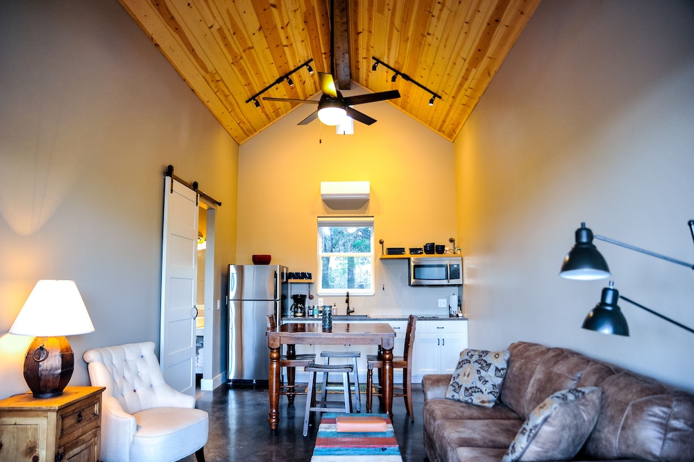 Hill Country Casitas - photo 29