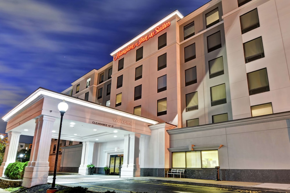 Hampton Inn & Suites Newark Harrison Riverwalk - photo 40