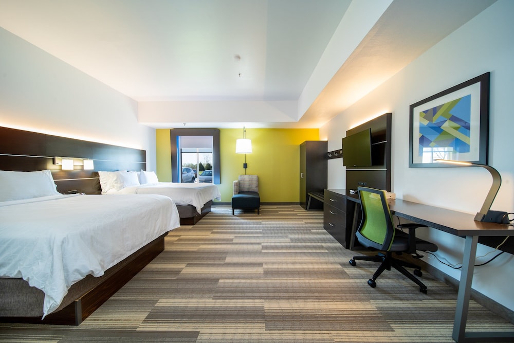 Holiday Inn Express Hotel & Suites Bedford by IHG - photo 7
