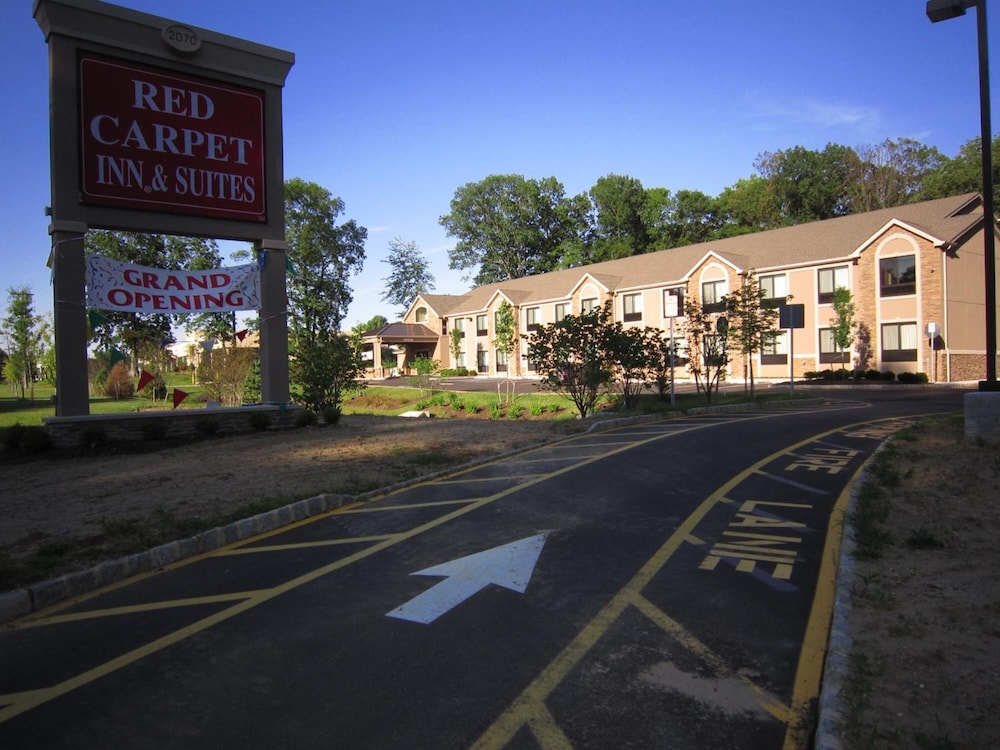 Red Carpet Inn And Suites Monmouth Jtc - photo 38