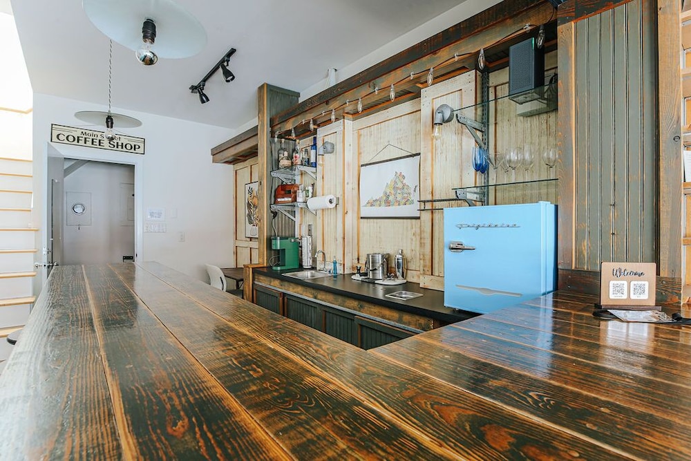 The Storefront - photo 15
