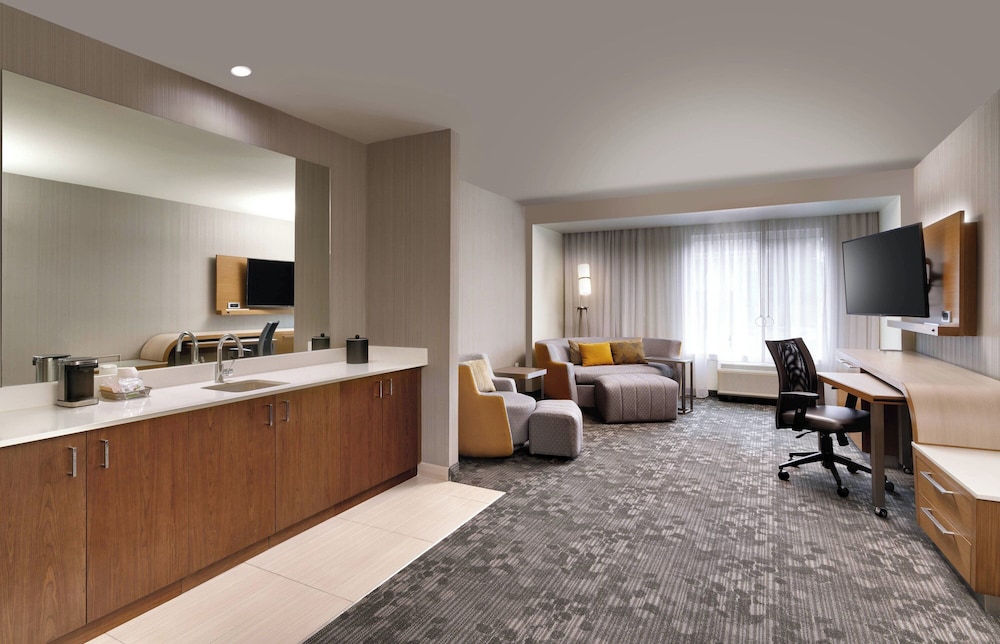 Courtyard by Marriott Atlanta Duluth Downtown - photo 30