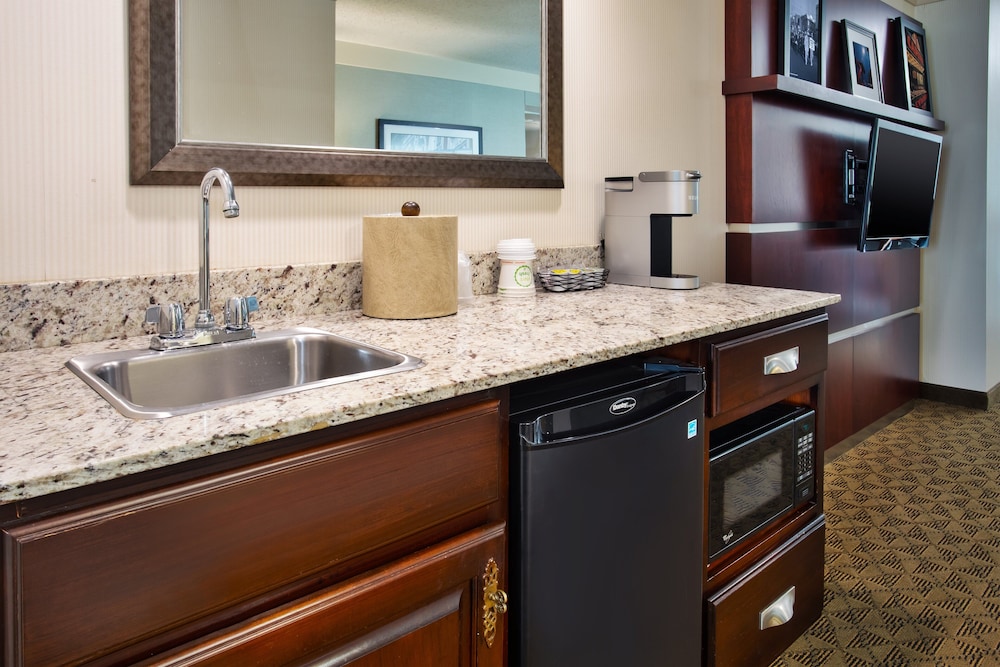 Holiday Inn University Plaza Bowling Green by IHG - photo 26