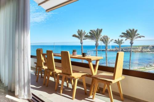 Cosmopolitan luxury apartment by Smaris Collection — 4-Star Luxury Hotel in Hersonissos, Greece