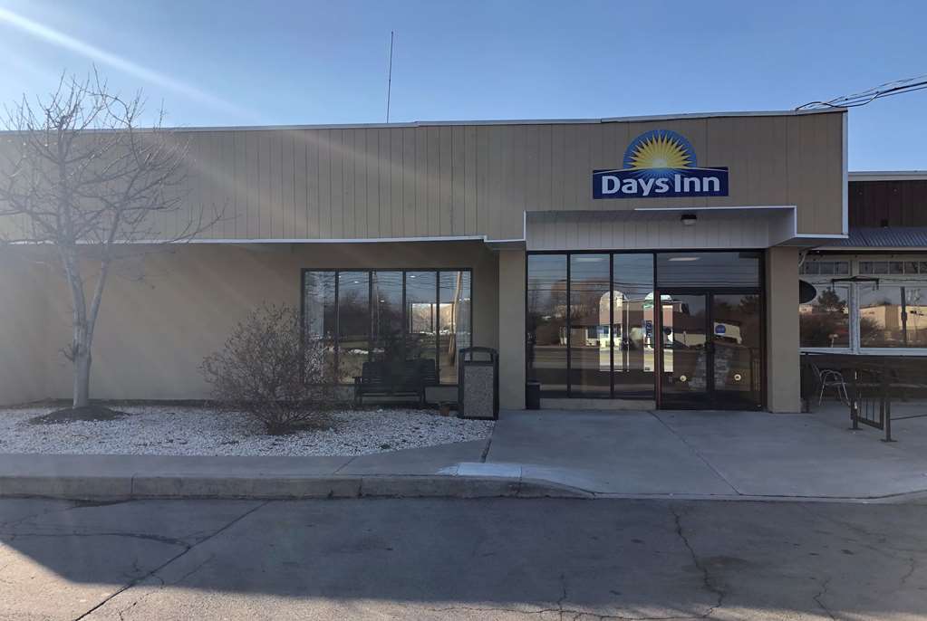 Days Inn by Wyndham Henrietta Rochester Area - photo 3