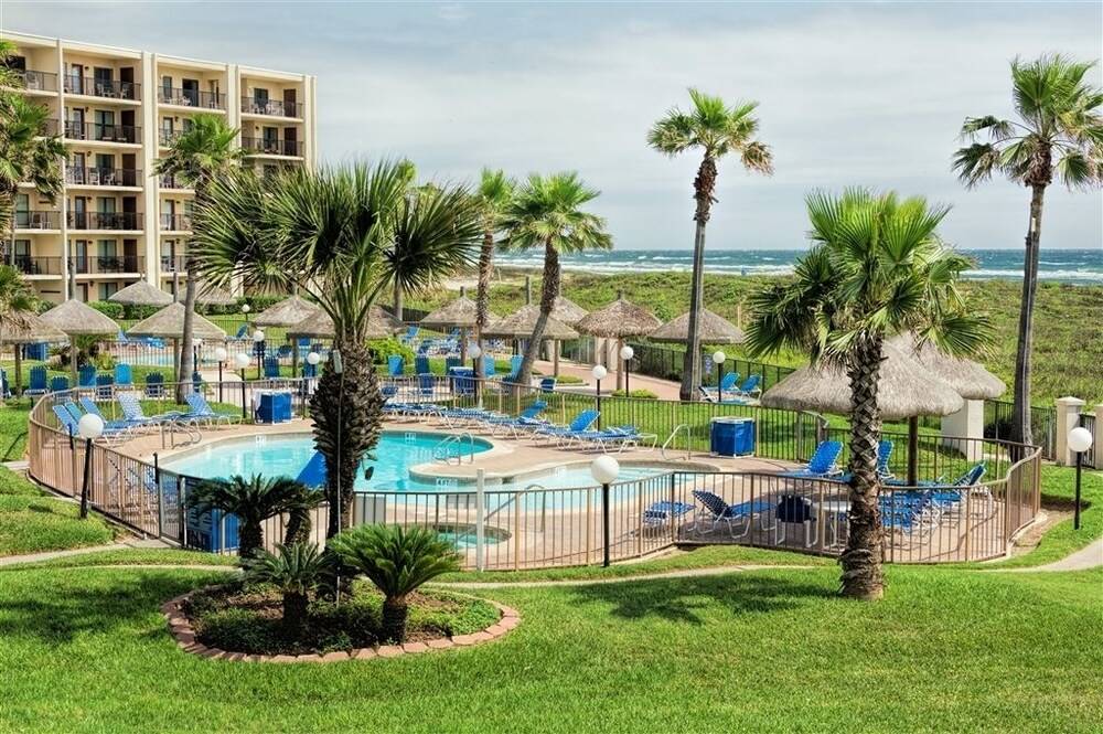 Saida 3404: Beachfront Resort W 3 Pools Hot Tubs Great Views & Beac - photo 18