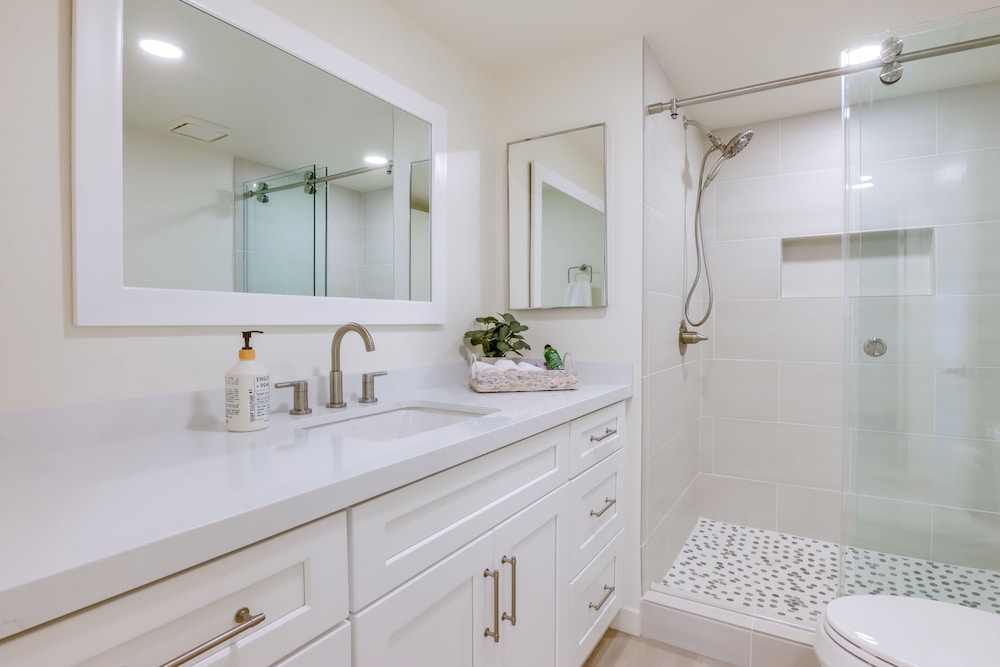Resort style Palm Desert Rental: Pickleball Courts - photo 14