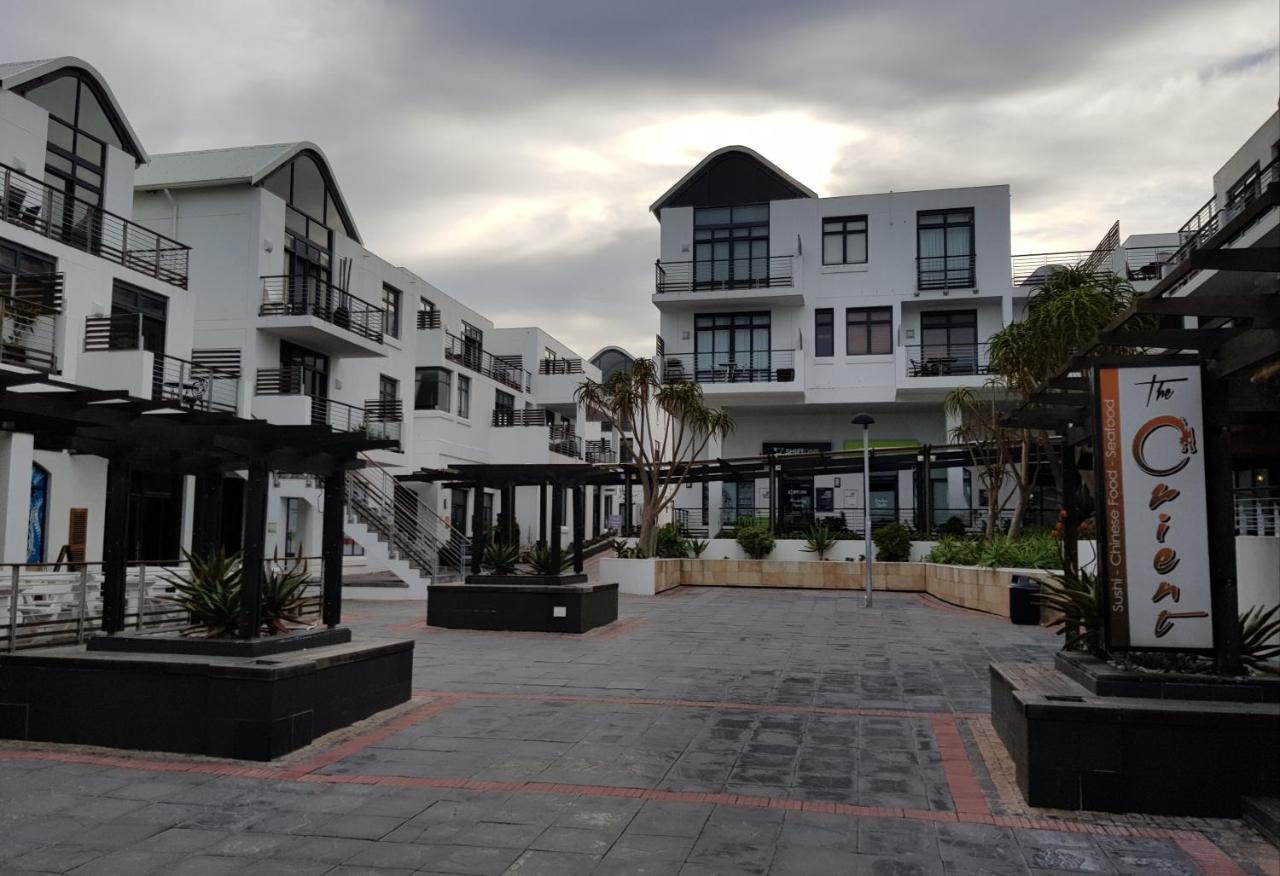 180 Eden on the Bay Big Bay