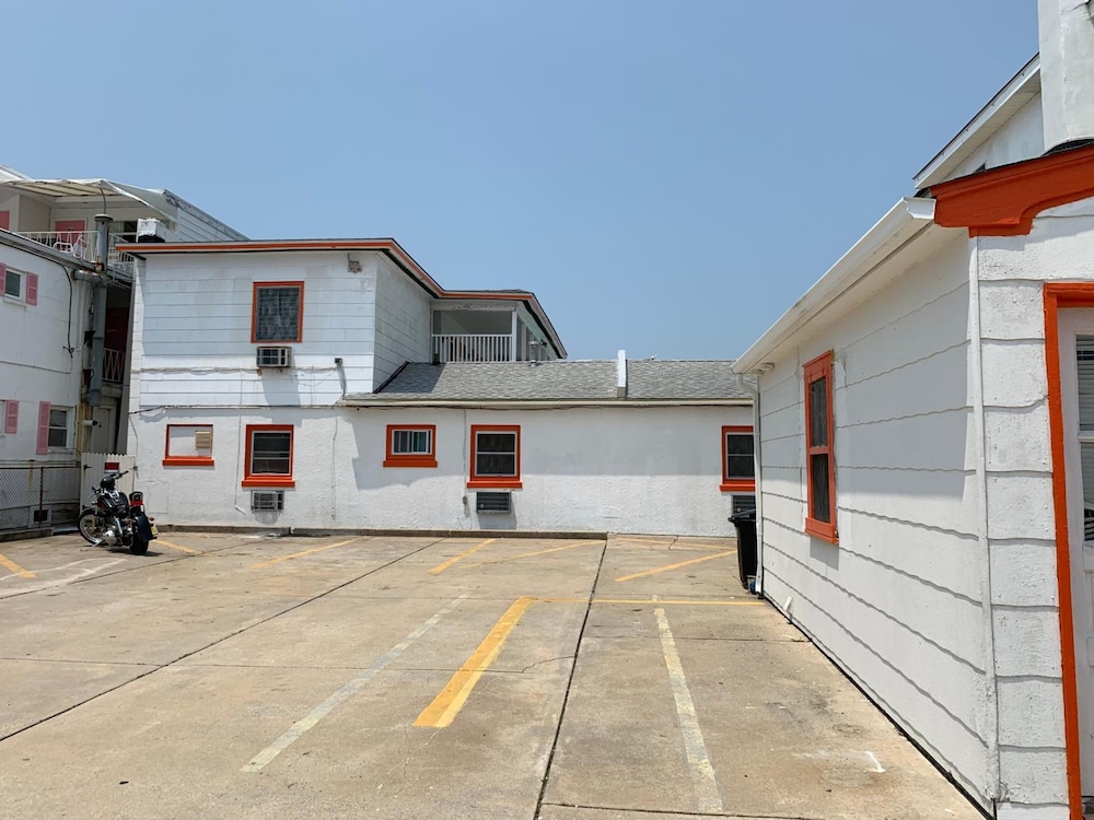 Sunshine Motel - photo 42