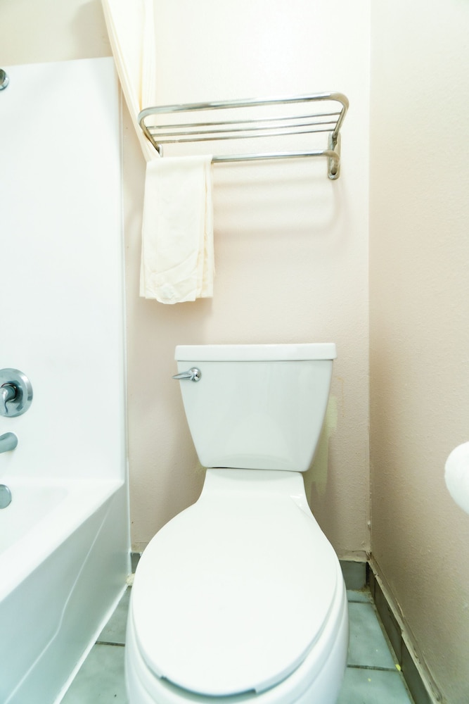 Regency Inn Three Rivers I 37 - photo 24