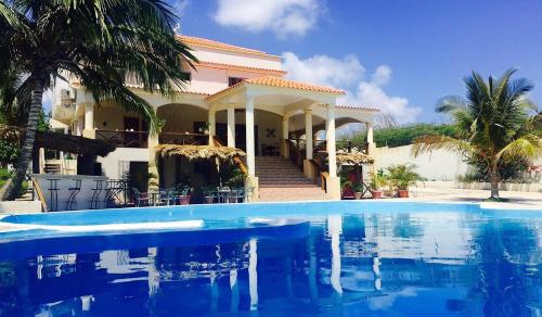 Hotel La Saladilla Beach Club — 4-Star Luxury Hotel in Santa Cruz De Barahona, Dominican Republic