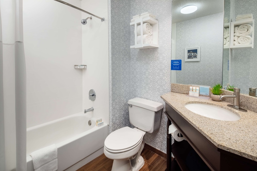 Hampton Inn Lexington South Keeneland Airport - photo 19